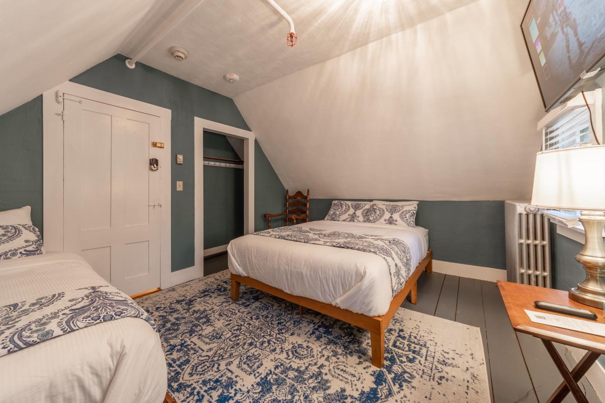 Cranmore Mountain Lodge Bed & Breakfast North Conway Room photo